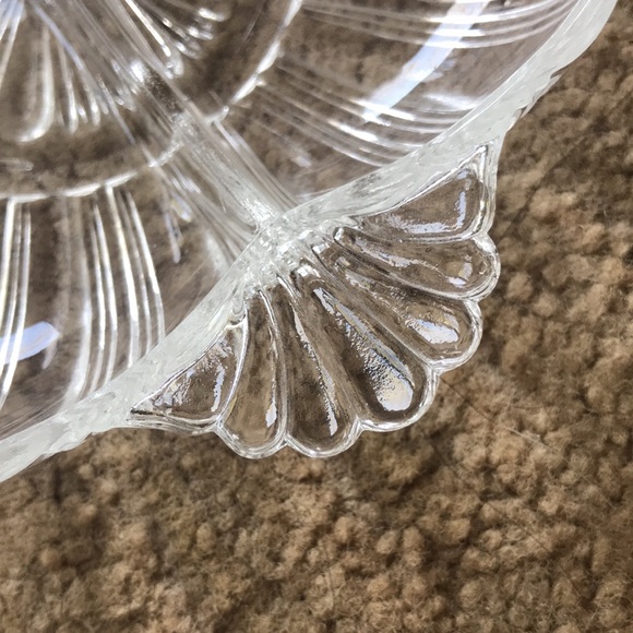 Vintage HAZEL ATLAS 572 Clear Ridge Fan 7" 3 Part Tricorne Relish Dish - Picture 5 of 9